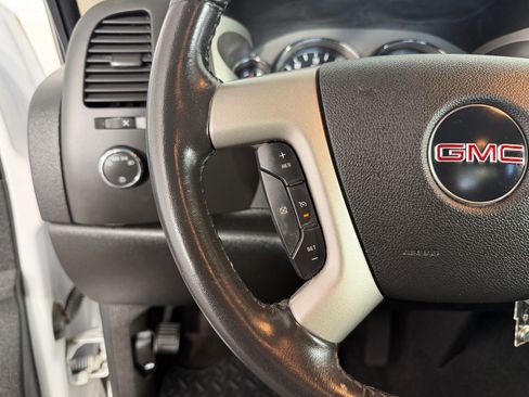 Used 2010 GMC Sierra 1500 SLE w/ Power Pack Plus AWD/4WD image 15