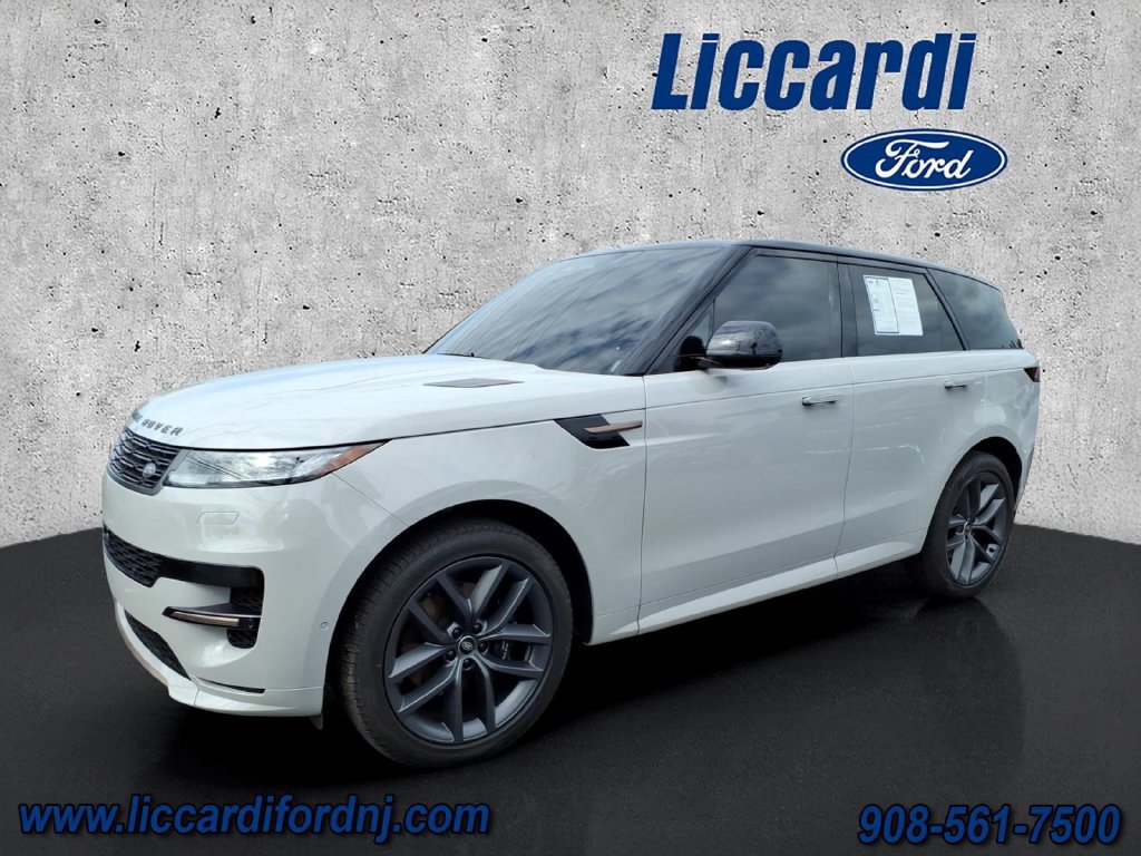 Used 2024 Land Rover Range Rover Sport Dynamic SE AWD/4WD image 3