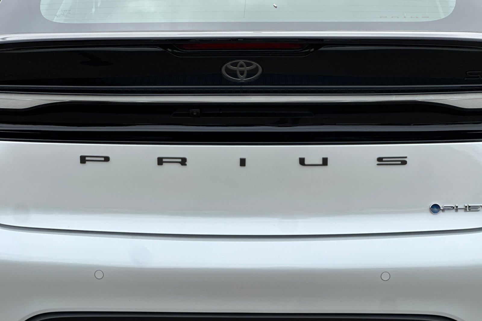 Certified 2026 Toyota Prius Plug-In Hybrid FWD image 49