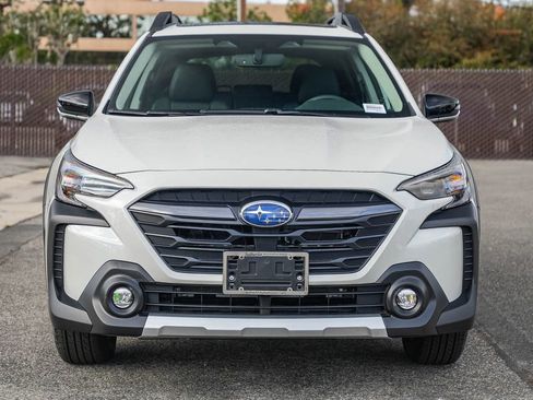 New 2025 Subaru Outback Limited image 2