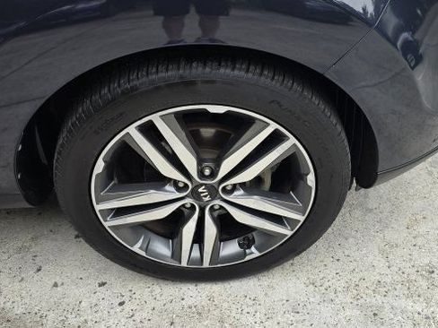 Used 2016 Kia Soul + w/ Audio Package FWD image 12