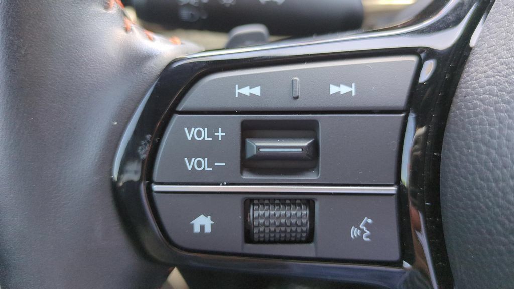 Used 2025 Honda CR-V Sport Touring image 21