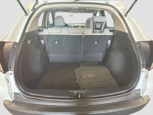 Used 2020 Honda HR-V LX image 28