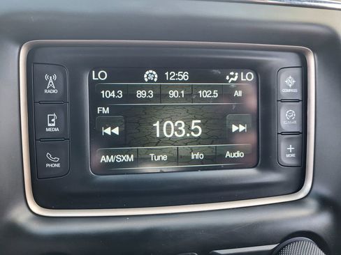 Used 2016 Jeep Grand Cherokee Laredo w/ Quick Order Package 23E image 23