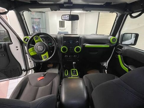 Used 2016 Jeep Wrangler Unlimited Sport w/ Quick Order Package 24S AWD/4WD image 11