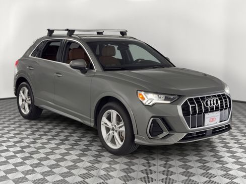 Used 2023 Audi Q3 2.0T Premium Plus w/ Premium Plus Package image 7