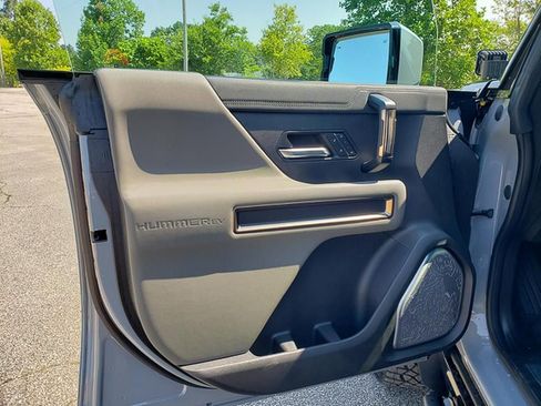 Used 2024 GMC Hummer EV 3X w/ Battery Pack, 24 Module Pack image 11