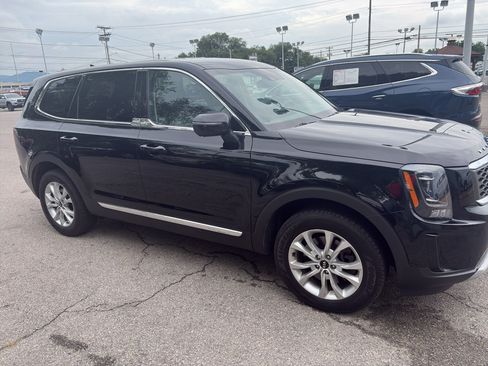 Used 2021 Kia Telluride LX FWD image 12