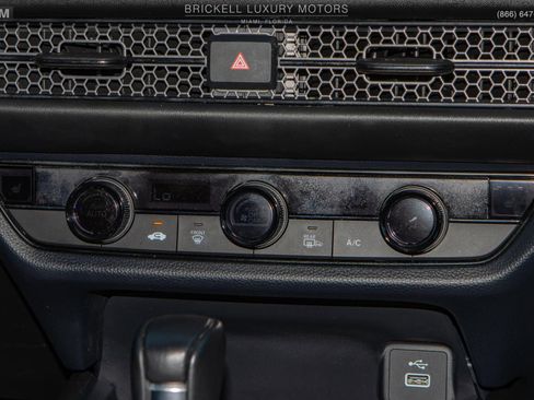 Certified 2023 Honda HR-V Sport image 17