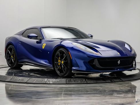 Used 2023 Ferrari 812 GTS RWD image 31