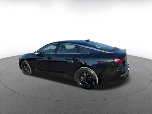 Used 2021 Toyota Camry SE image 10