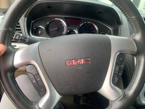 Used 2015 GMC Acadia SLT AWD/4WD image 9