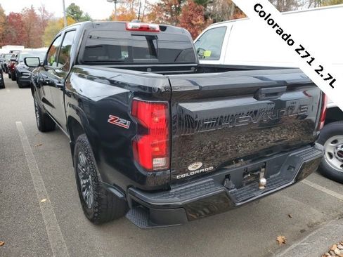 Used 2023 Chevrolet Colorado Z71 image 5