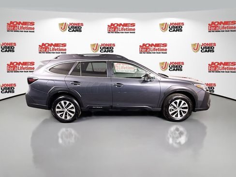 Certified 2025 Subaru Outback Premium w/ Popular Package #1 AWD/4WD image 17