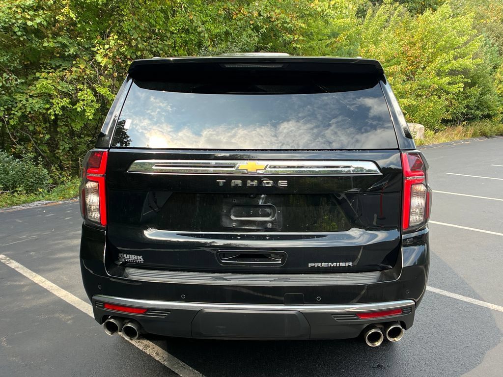 Used 2023 Chevrolet Tahoe Premier AWD/4WD image 4