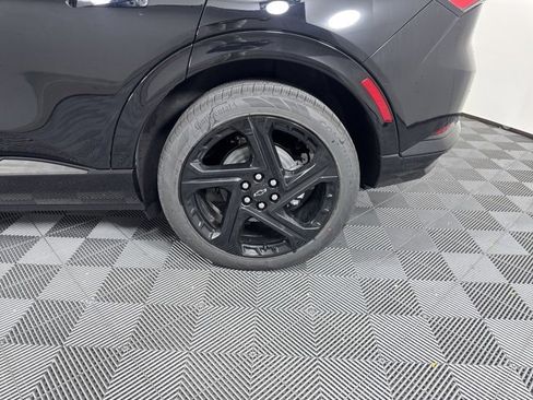 New 2026 Chevrolet Equinox EV RS image 10