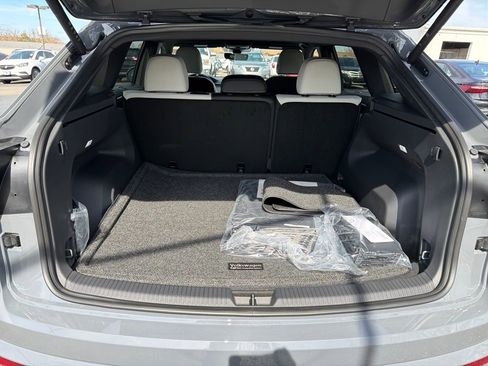 New 2026 Volkswagen Atlas Cross Sport SEL Premium R-Line AWD/4WD image 26