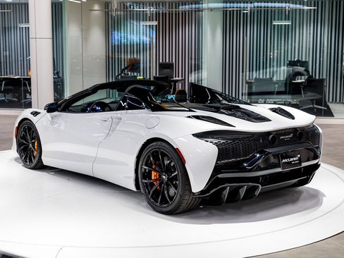 New 2026 McLaren Artura Spider RWD image 17