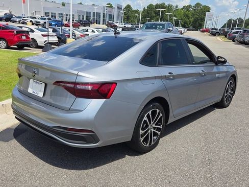 Used 2024 Volkswagen Jetta Sport FWD image 12