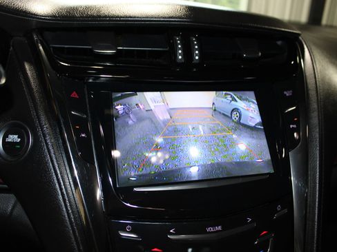 Used 2015 Cadillac CTS Luxury RWD image 16