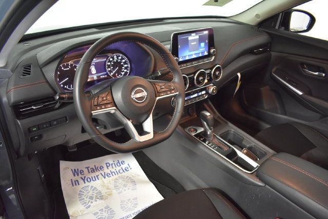 Certified 2025 Nissan Sentra SR FWD image 12
