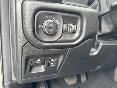 New 2026 RAM 1500 Big Horn AWD/4WD image 34