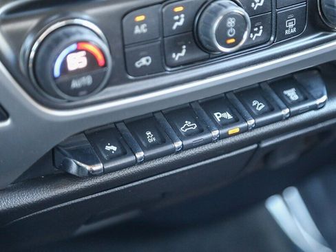 Used 2015 GMC Sierra 3500 SLT w/ Duramax Plus Package image 33