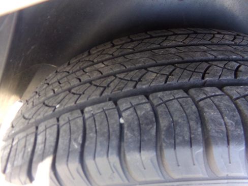 Used 2010 Ford Edge Limited image 16