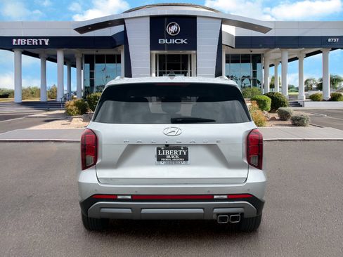 Used 2025 Hyundai Palisade SEL FWD image 5