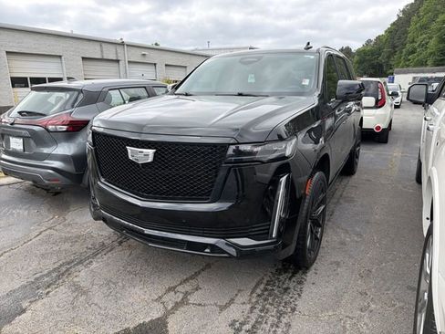 Used 2021 Cadillac Escalade Sport Platinum w/ LPO, ONYX Package RWD image 2