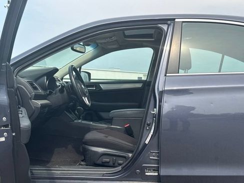 Used 2016 Subaru Legacy 2.5i Premium AWD/4WD image 10