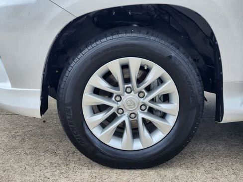 Used 2023 Lexus GX 460 Premium w/ Premium Package AWD/4WD image 8
