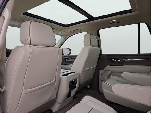 Used 2023 GMC Yukon Denali w/ Max Trailering Package image 12