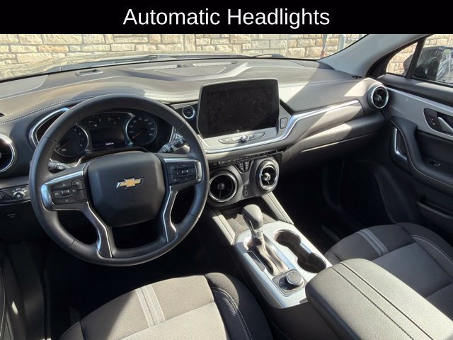 Used 2024 Chevrolet Blazer LT w/ Convenience Package FWD image 13