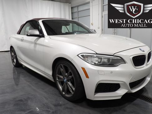 Used 2016 BMW M235i xDrive Convertible AWD/4WD image 2