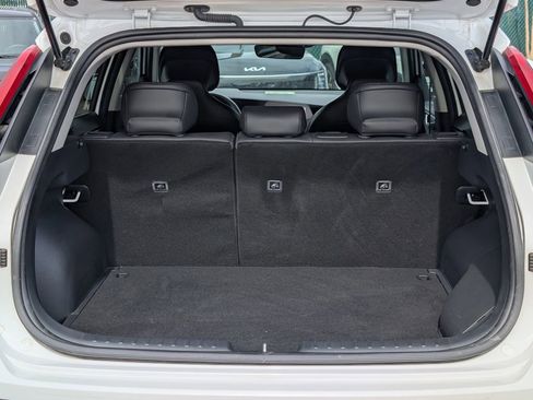 Certified 2023 Kia Niro EX w/ EX Cold Weather Package FWD image 22