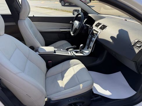 Used 2013 Volvo C30 T5 image 17