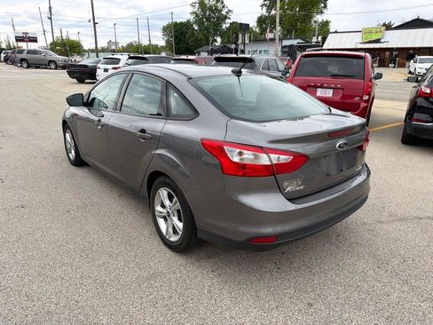 Used 2014 Ford Focus SE FWD image 6