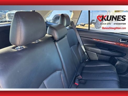 Used 2011 Subaru Outback 2.5i Limited w/ PWR Moonroof Pkg image 45