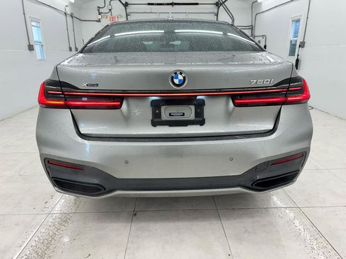 Used 2021 BMW 750i xDrive w/ Executive Package AWD/4WD image 6