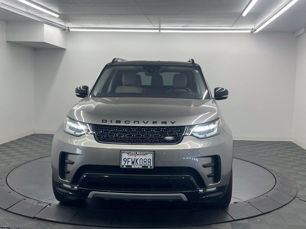 Used 2020 Land Rover Discovery Landmark AWD/4WD image 6