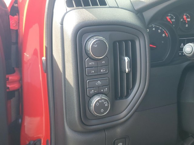 Used 2024 Chevrolet Silverado 1500 Custom w/ Rally Edition AWD/4WD image 14