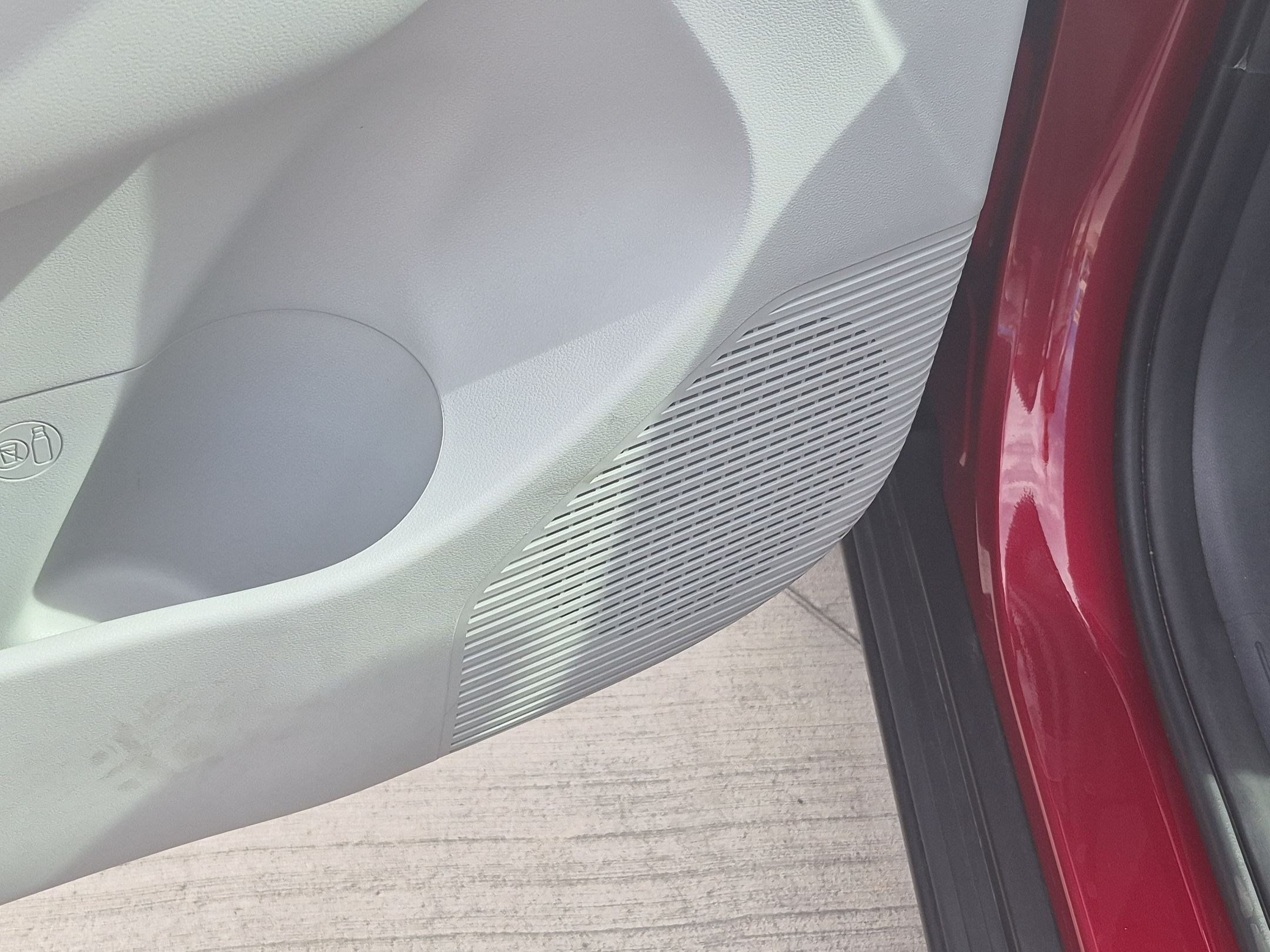Certified 2024 Hyundai Kona SEL FWD image 15