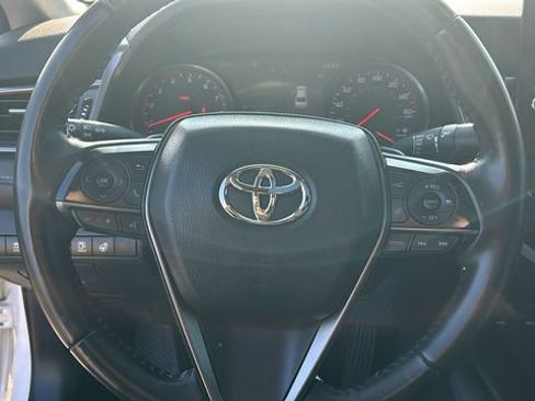 Used 2021 Toyota Camry XSE image 19