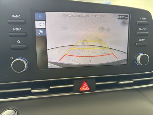 New 2026 Hyundai Elantra Sport FWD image 33