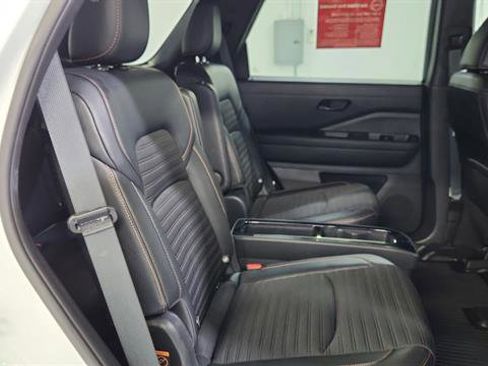 Certified 2023 Nissan Pathfinder Rock Creek image 31
