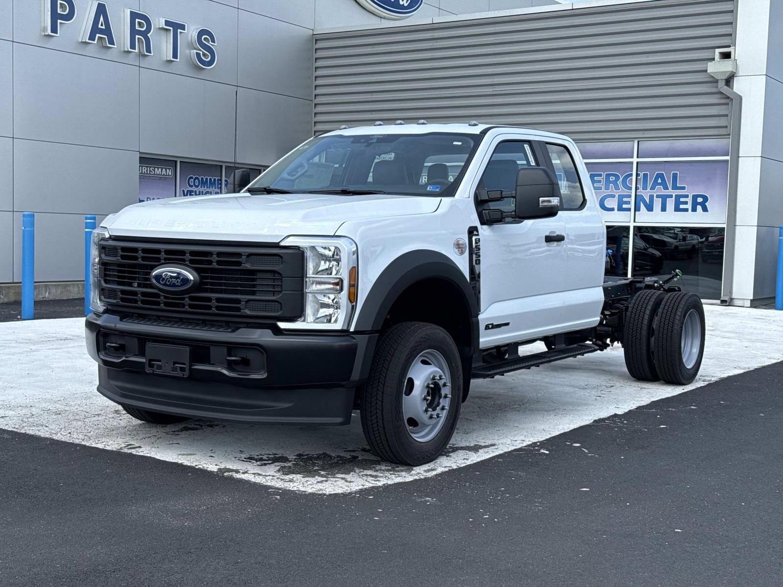 New 2026 Ford F550 4x4 SuperCab Super Duty image 7