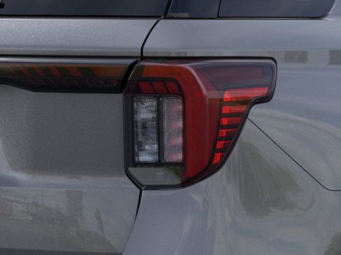 New 2026 Ford Explorer Active w/ Active Comfort Package RWD image 21