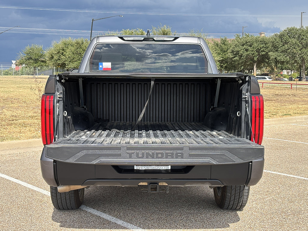 Used 2022 Toyota Tundra SR5 AWD/4WD image 7