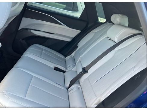 Used 2024 Cadillac Lyriq Luxury w/ LPO, Floor Liner Package AWD/4WD image 6